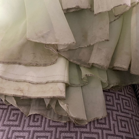 Jovani full length dresses. Mint green. Costumes worn on stage.
Good condition - Picture 5 of 6